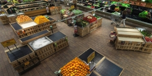 Fruits and vegetables without honey bees at Whole Foods